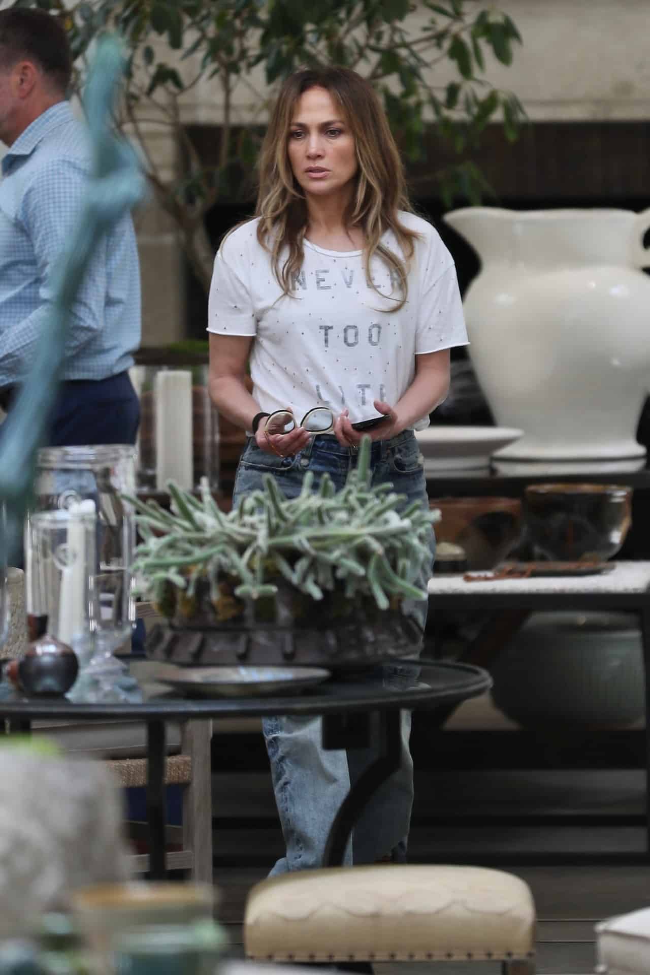 Jennifer Lopez Goes Shopping to Decorate Her Lavish Beverly Hills Mansion