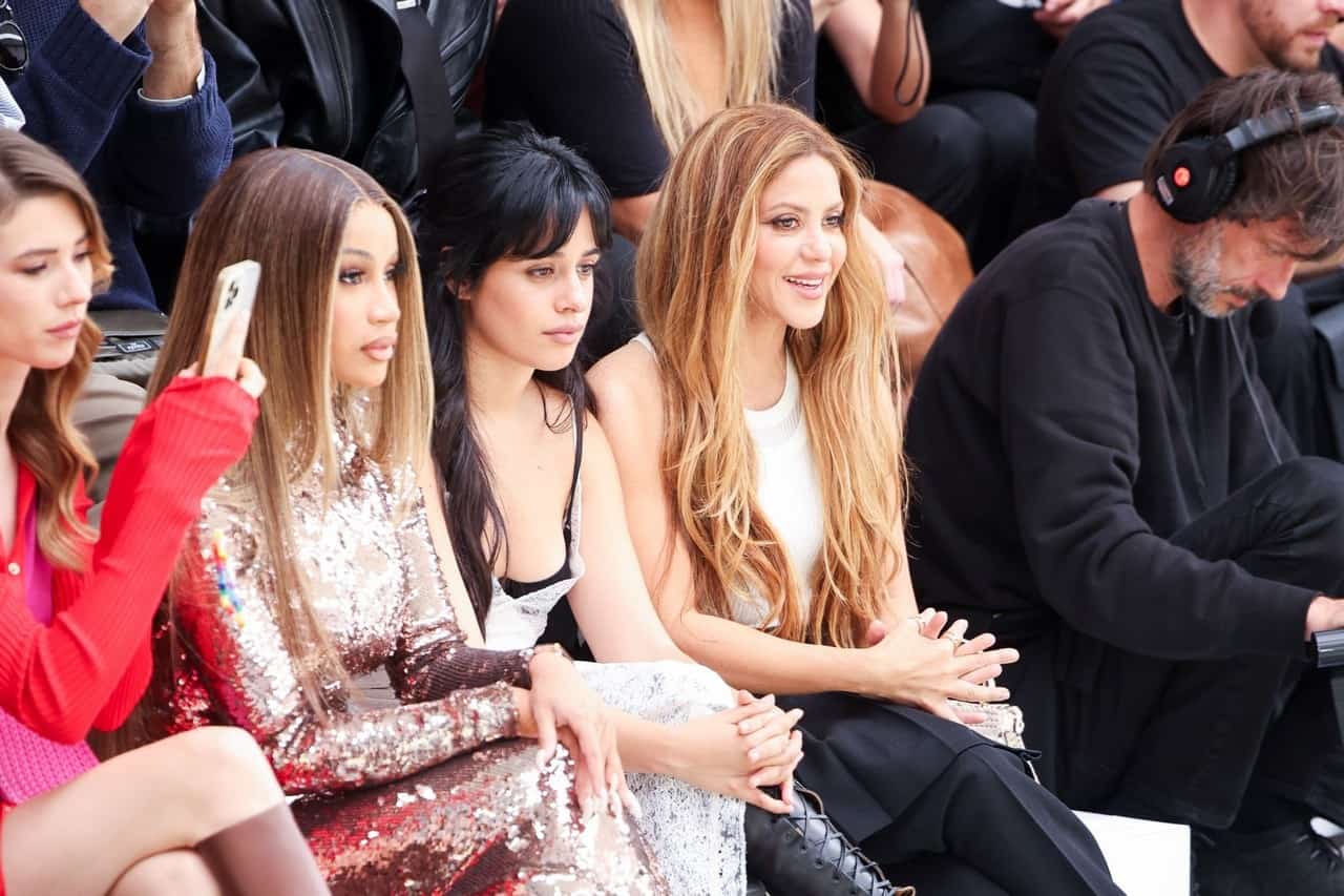 Shakira Chooses Black and White for the Fendi Runway Show in Paris