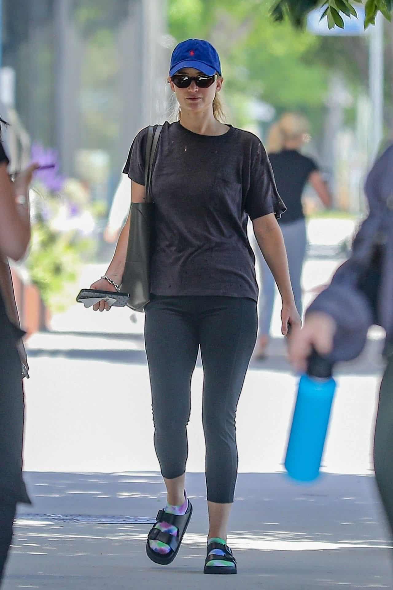 Jennifer Lawrence Heads to Pilates in a Comfy and Chic Outfit