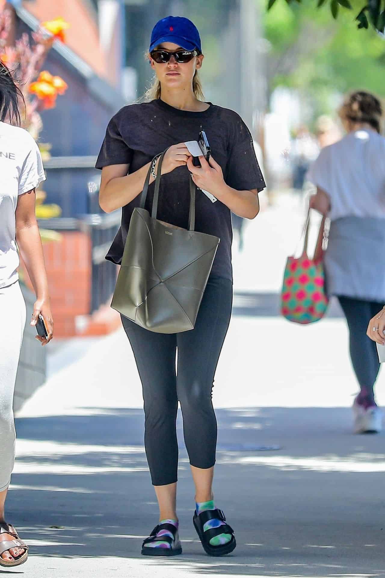Jennifer Lawrence Heads to Pilates in a Comfy and Chic Outfit