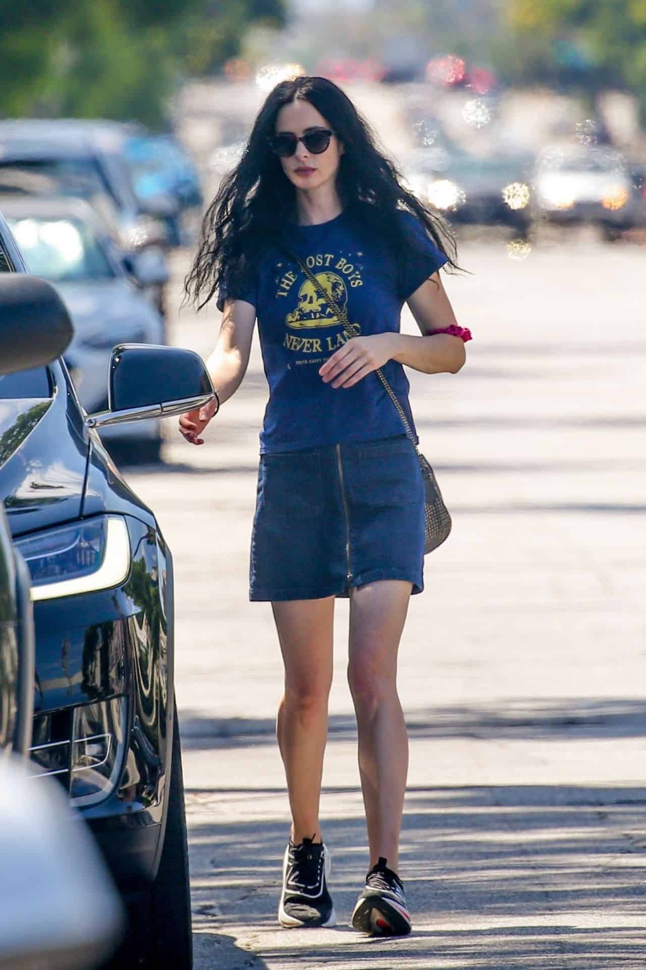 Krysten Ritter Spotted Running Errands in Laid-Back Chic Look