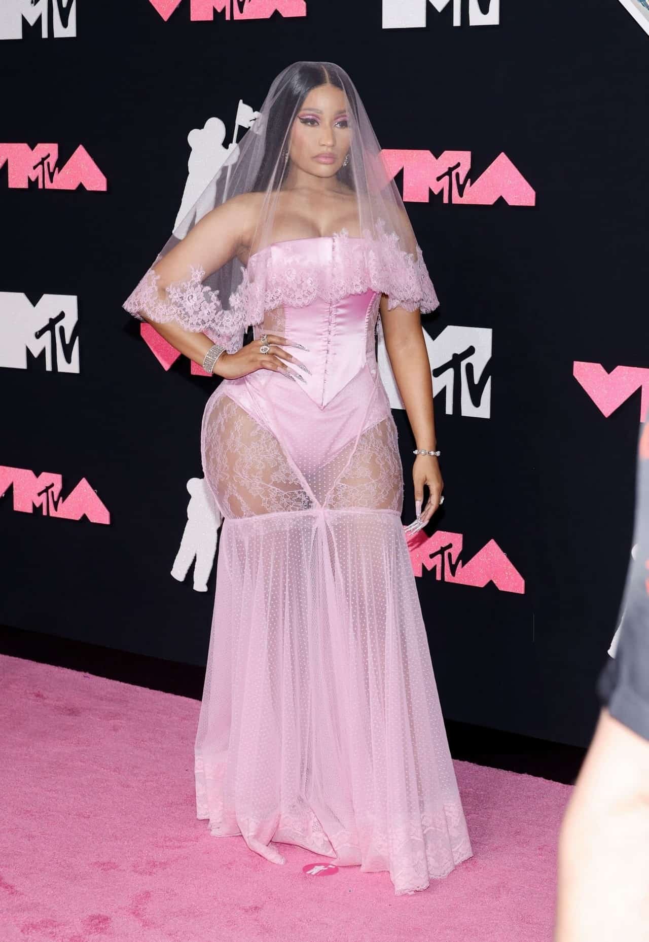 Nicki Minaj Stuns in Show-Stopping Pink Dress at 2023 MTV VMAs