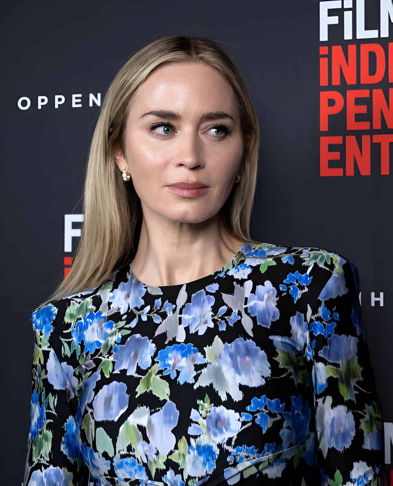 Emily Blunt Shines in Chic Dress at Evening With Emily Blunt in LA